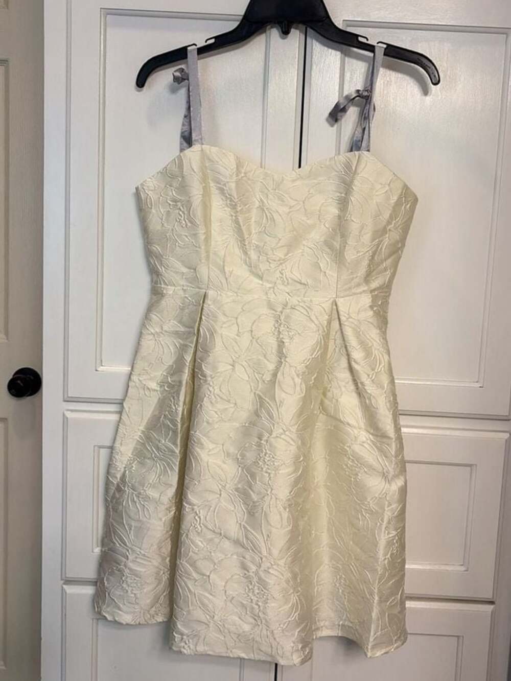 RIHOAS Jacquard Floral Fit & Flare Dreamy Dress Medium Ivory Silver Strap NWT